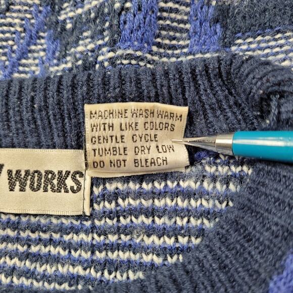 Vintage Leather Trim Urban Works Diamond Pattern Sweater size Medium - Picture 9 of 9